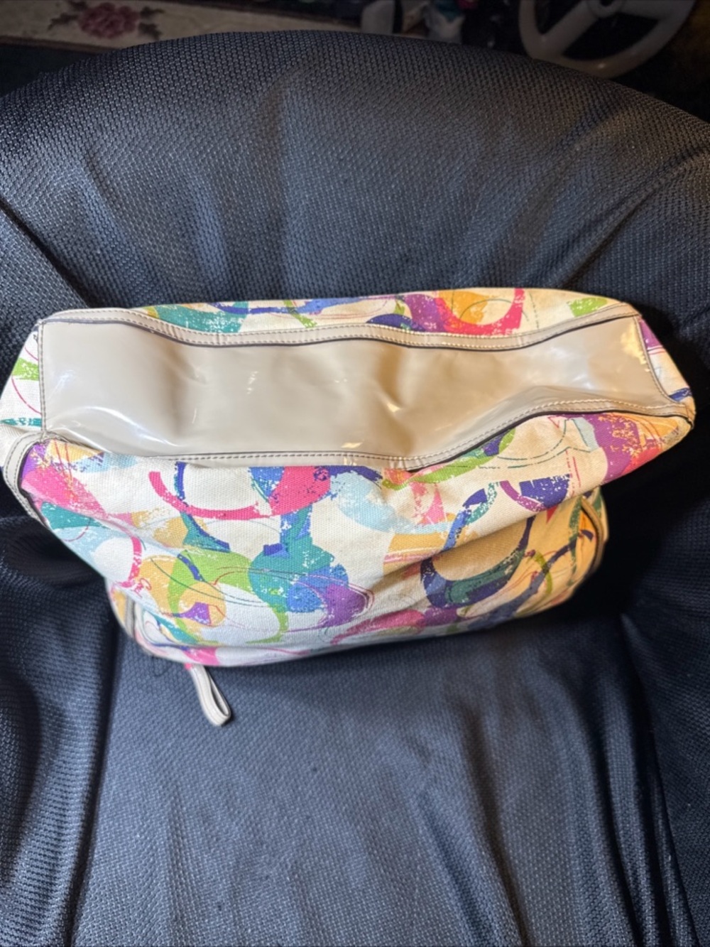 Coach Poppy Stamped C Hallie Tote handbag. Multicolor - Picture 5 of 17
